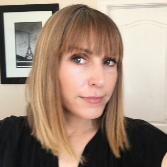 Meet your Posher, Heather - Picture 1 of 1